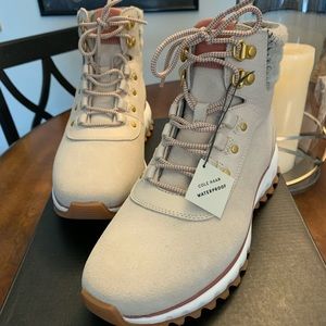 COLE HAAN ZEROGRAND HIKING BOOTS